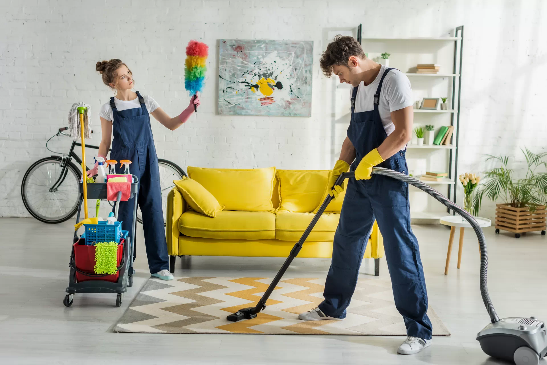 Servicii Profesionale de Curățenie și Întreținere Mochete și Covoare